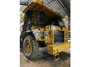 Caterpillar 771D - Rigid dumper/ Rock truck: picture 1