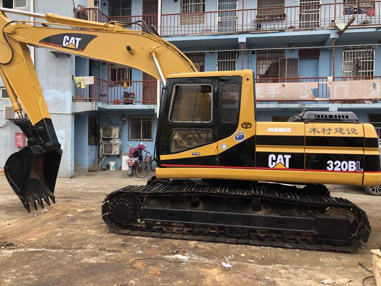 Crawler excavator Caterpillar Cat 320B 320bl: picture 7