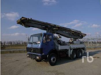 MERCEDES-BENZ 2222 6x4 w/Putzmeister - Concrete pump truck