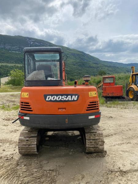 Mini excavator Doosan Mini pelle 5t DH55: picture 7