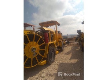 Drilling rig Epiroc Boomer 282: picture 1