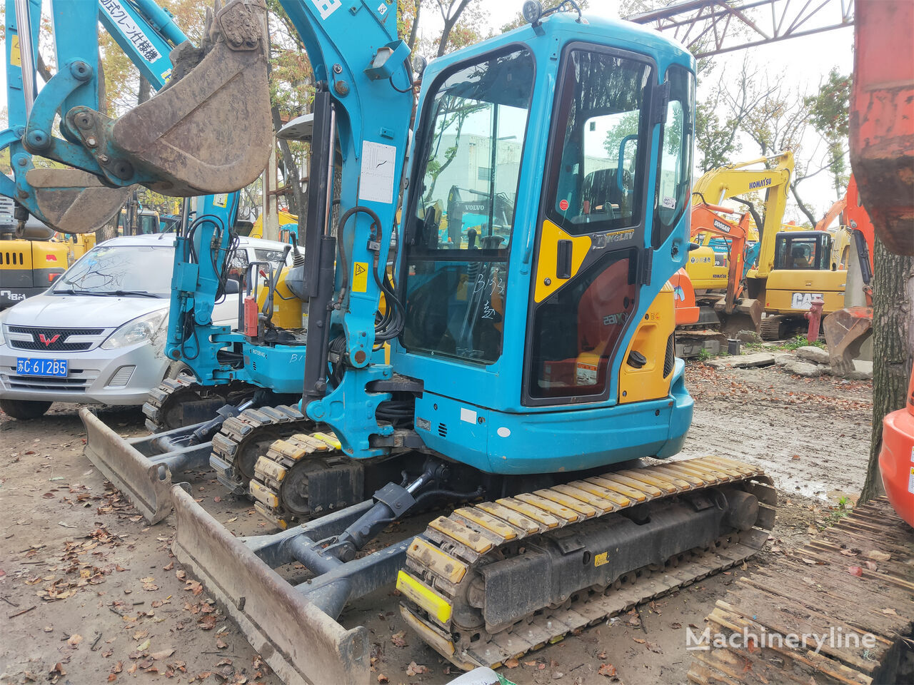 Mini excavator Kubota KX135: picture 3