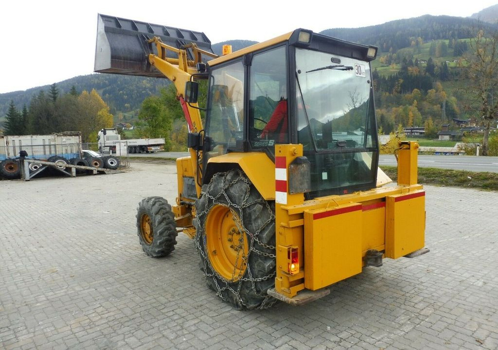 Wheel loader MF MH50: picture 4
