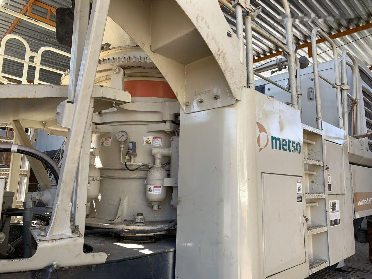 Mobile crusher Metso LT200HP: picture 6