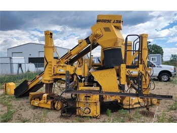 1997 GOMACO GT3600 16119 - Slipform paver