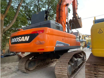Used DOOSAN DX530LC-5 good quality and strong power welcome to inquire - Excavator: picture 1