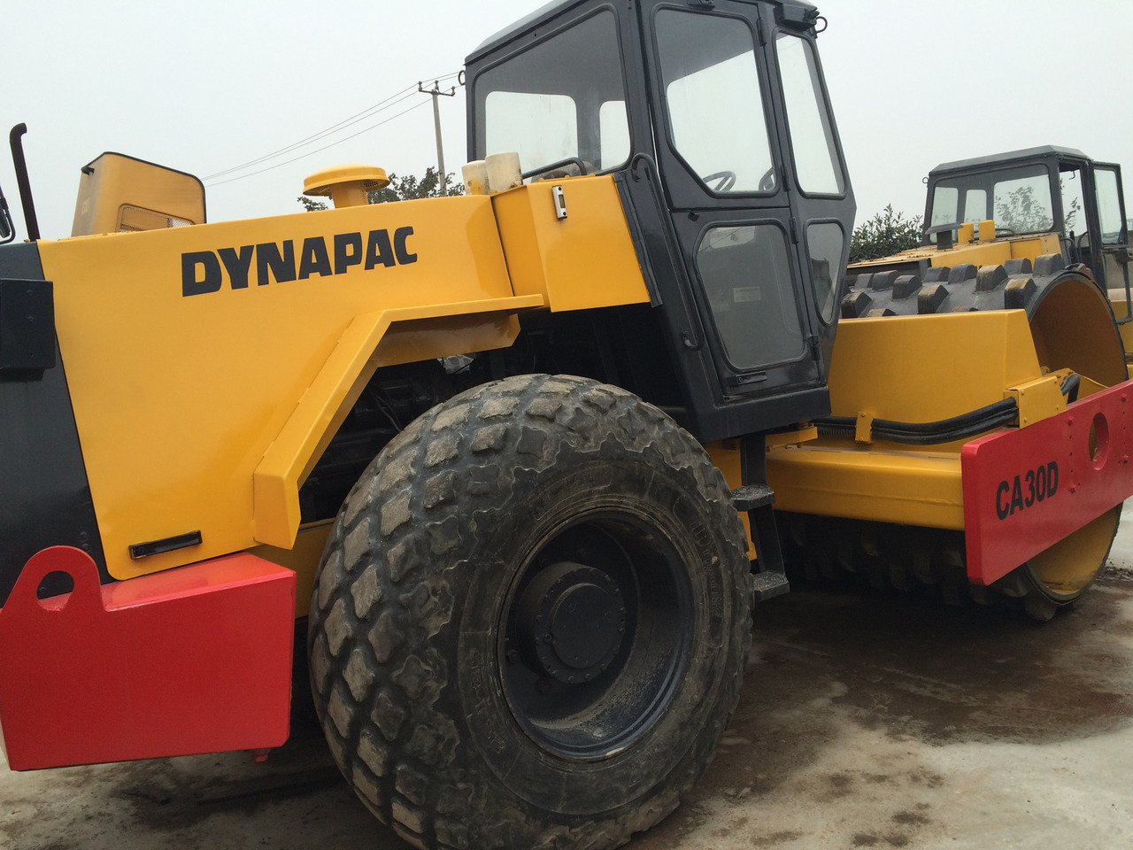 Crawler excavator Used DYNAPAC CA30 ROLLER: picture 2