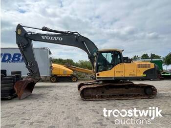 Crawler excavator Volvo EC240CL: picture 1