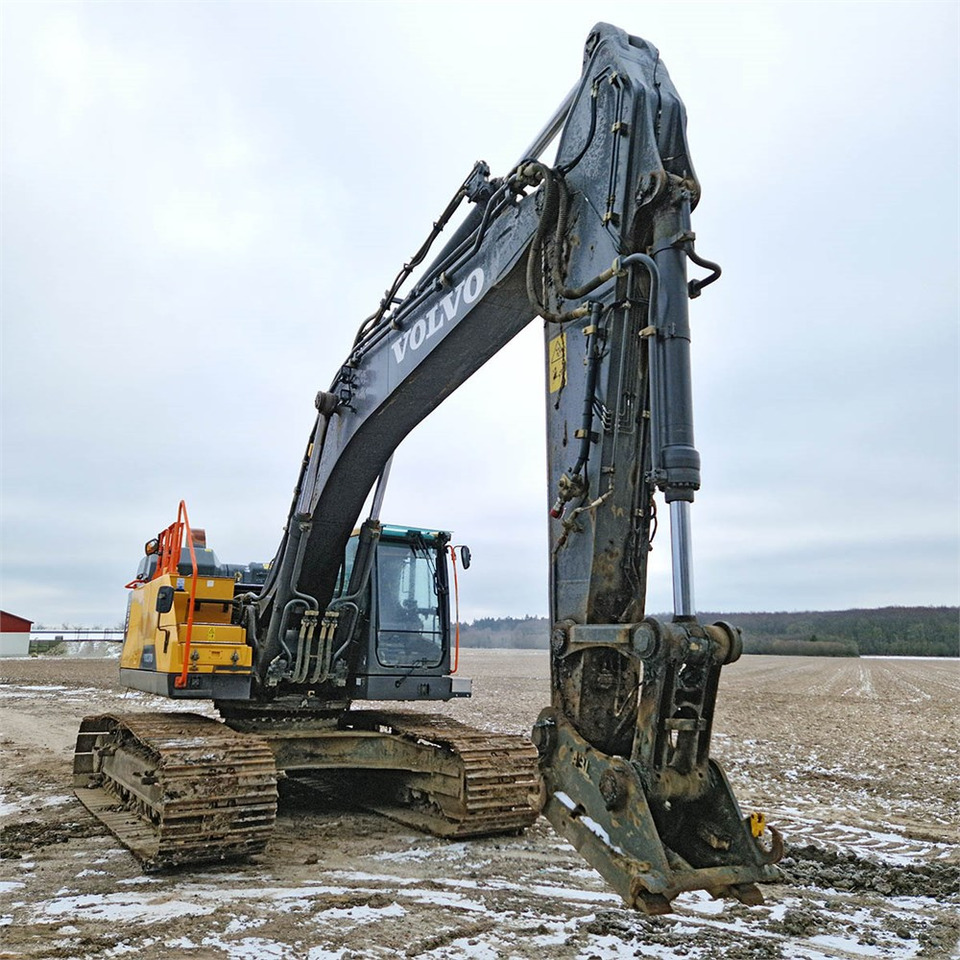 Crawler excavator Volvo EC380EL: picture 16