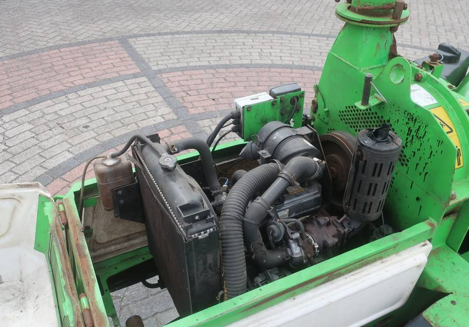 Leasing of Greenmech Wood Chipper Diesel (engine issue)  Greenmech Wood Chipper Diesel (engine issue): picture 9