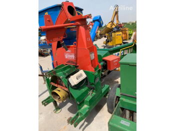 Wood chipper GREEN TECHNIK CIP2000PTO