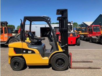 4-wheel front forklift Caterpillar DP35N