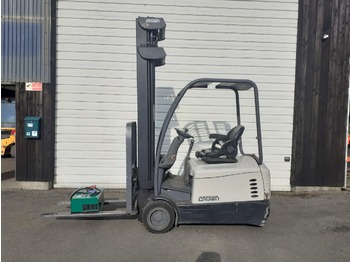 Electric forklift CROWN SC5340 1.8: picture 1