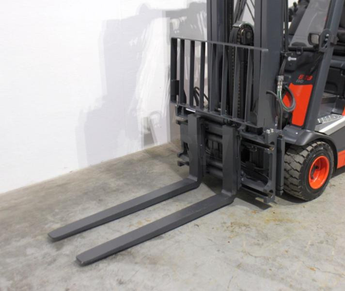 Electric forklift Linde E 18 PH EVO 386-02: picture 6