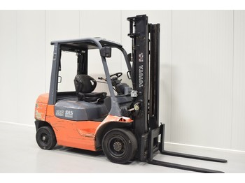 Diesel forklift TOYOTA 7FD25: picture 1