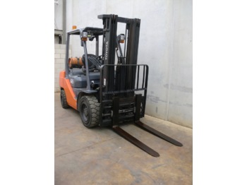 Diesel forklift Toyota 02-8FGF30: picture 1