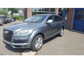 Audi Q7 Quatro - Car