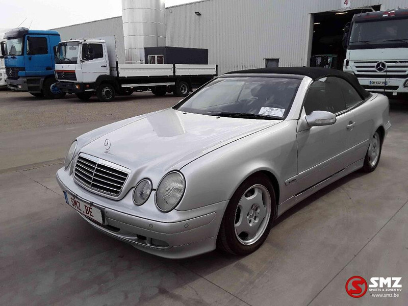 Car Mercedes-Benz CLK-Klasse 200: picture 4