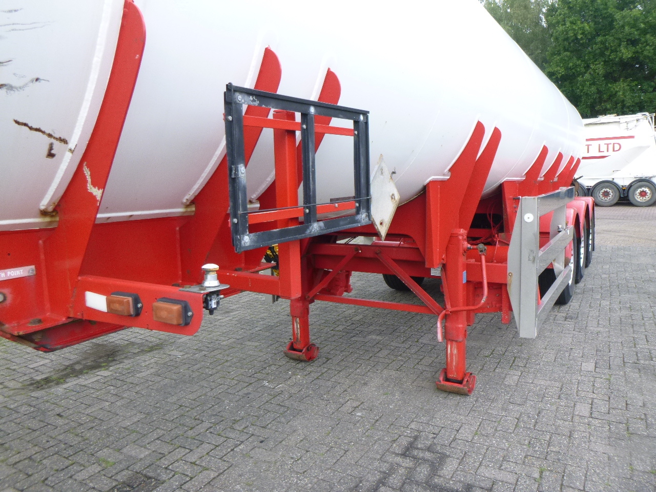 Tank semi-trailer for transportation of gas Clayton Gas tank steel 31.8 m3 (low pressure 10 bar): picture 7