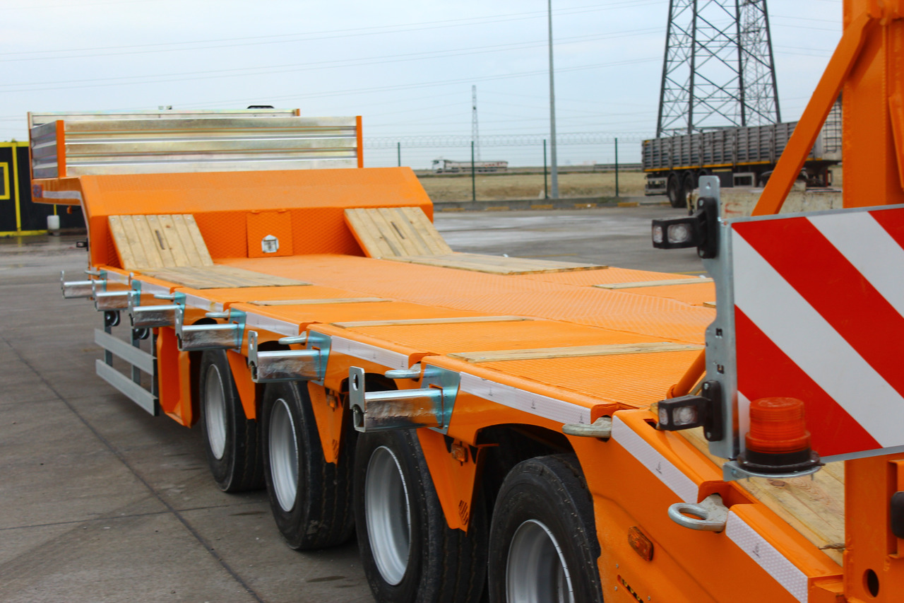 New Low loader semi-trailer EMIRSAN 4 AXLE LOWBED SEMI TRAILER: picture 17