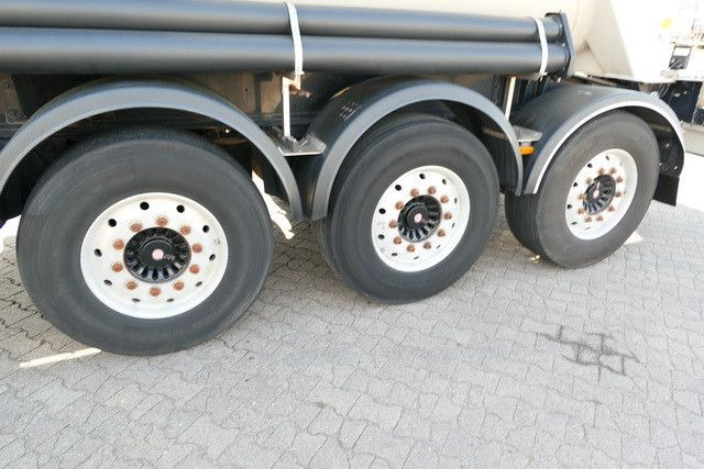 Silo semi-trailer Feldbinder KIP 38.3, 38m³, Alu-Chassis, Kippbar, SAF,: picture 10