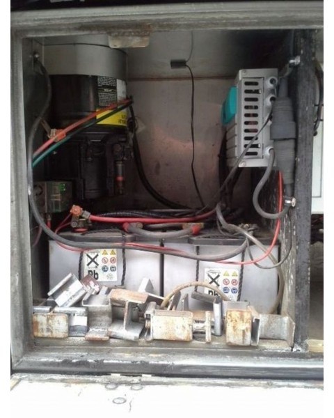 Refrigerator semi-trailer Floor Blumenauflieger 2 Achs mit Tridec: picture 9