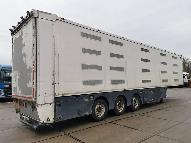 Livestock semi-trailer HMF 3 DECKS LIVE ANIMALS lifting roof: picture 3