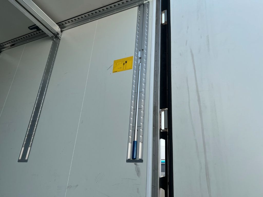 Refrigerator semi-trailer Krone Cool lin. Tiefküh Thermo King SLXi 400 Blumenbr.: picture 22