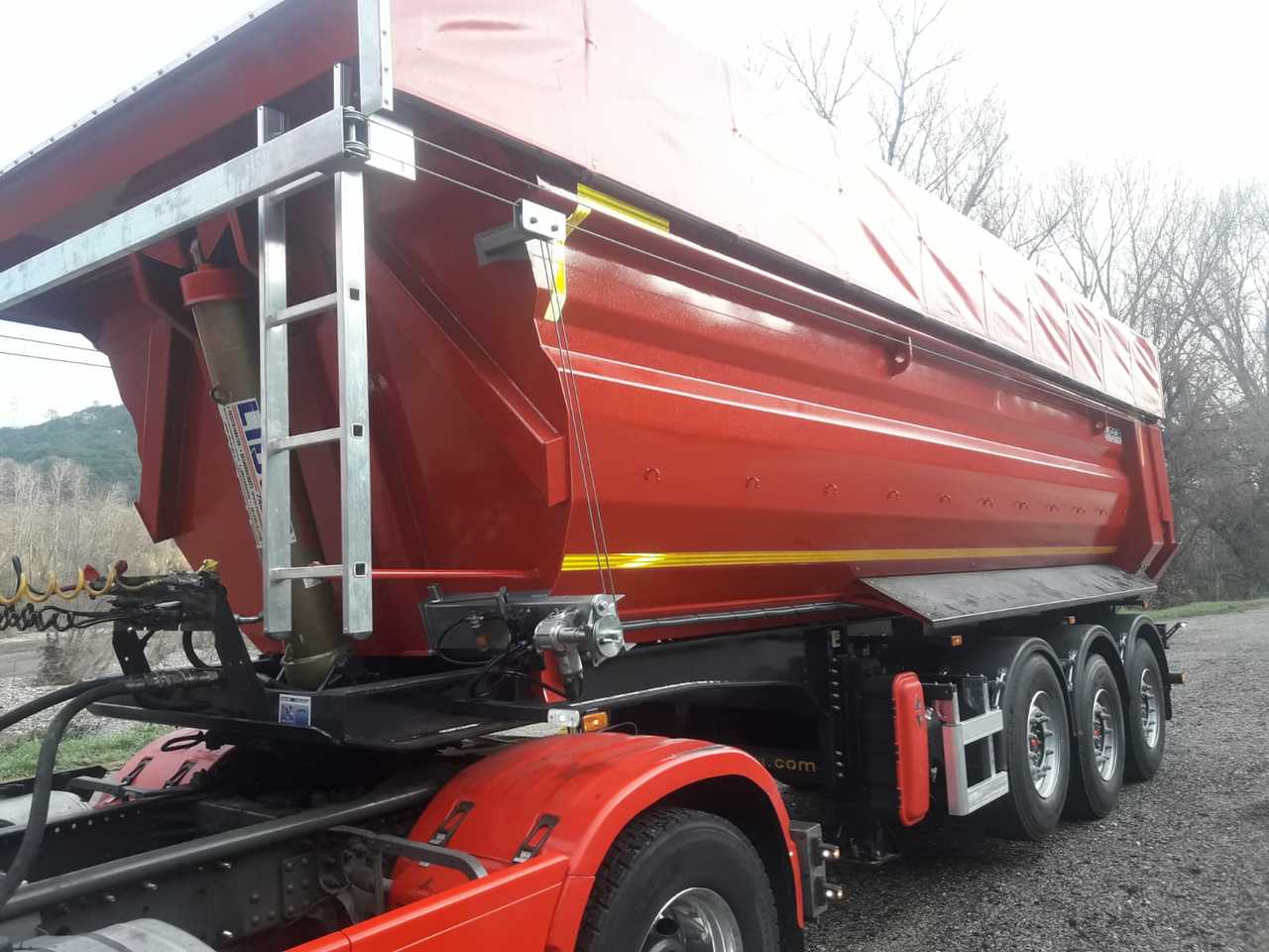 New Tipper semi-trailer for transportation of timber LIDER 2023 MODELS YEAR NEW (MANUFACTURER COMPANY LIDER TRAILER & TANKER: picture 3
