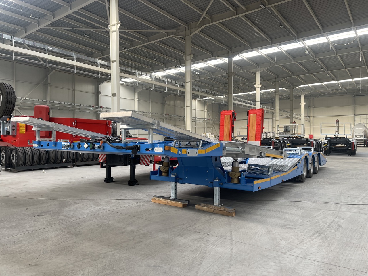 New Autotransporter semi-trailer LIDER 2023 NEW UNUSED READY IN FACTORY STOCK: picture 6