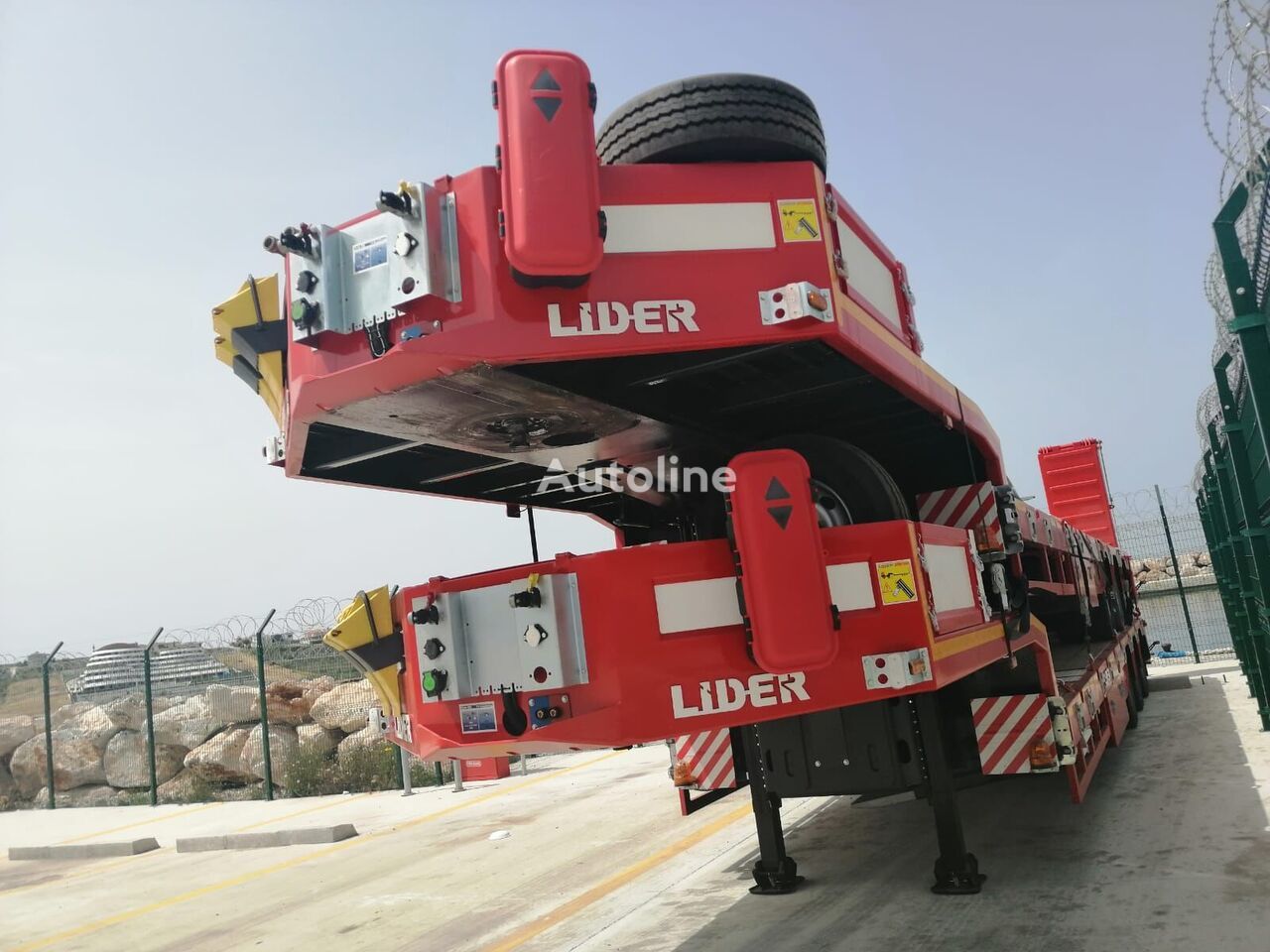New Low loader semi-trailer for transportation of heavy machinery LIDER 2024  READY IN STOCK 50 TONS CAPACITY LOWBED: picture 9
