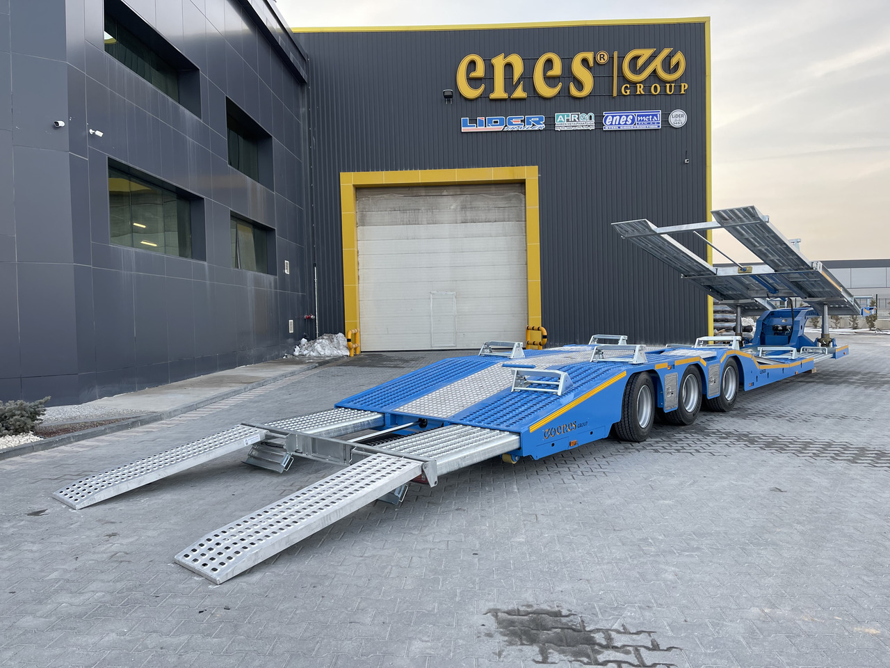New Autotransporter semi-trailer for transportation of heavy machinery LIDER LIDER NEW 2024 MODEL Car Carrier: picture 8