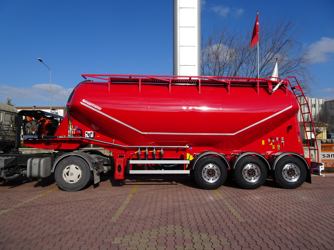 New Silo semi-trailer for transportation of silos NURSAN Aluminium W Type Silo: picture 9