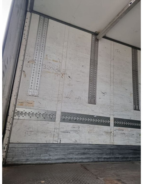 Closed box semi-trailer Schmitz Cargobull SCB*S3B25509A00: picture 10