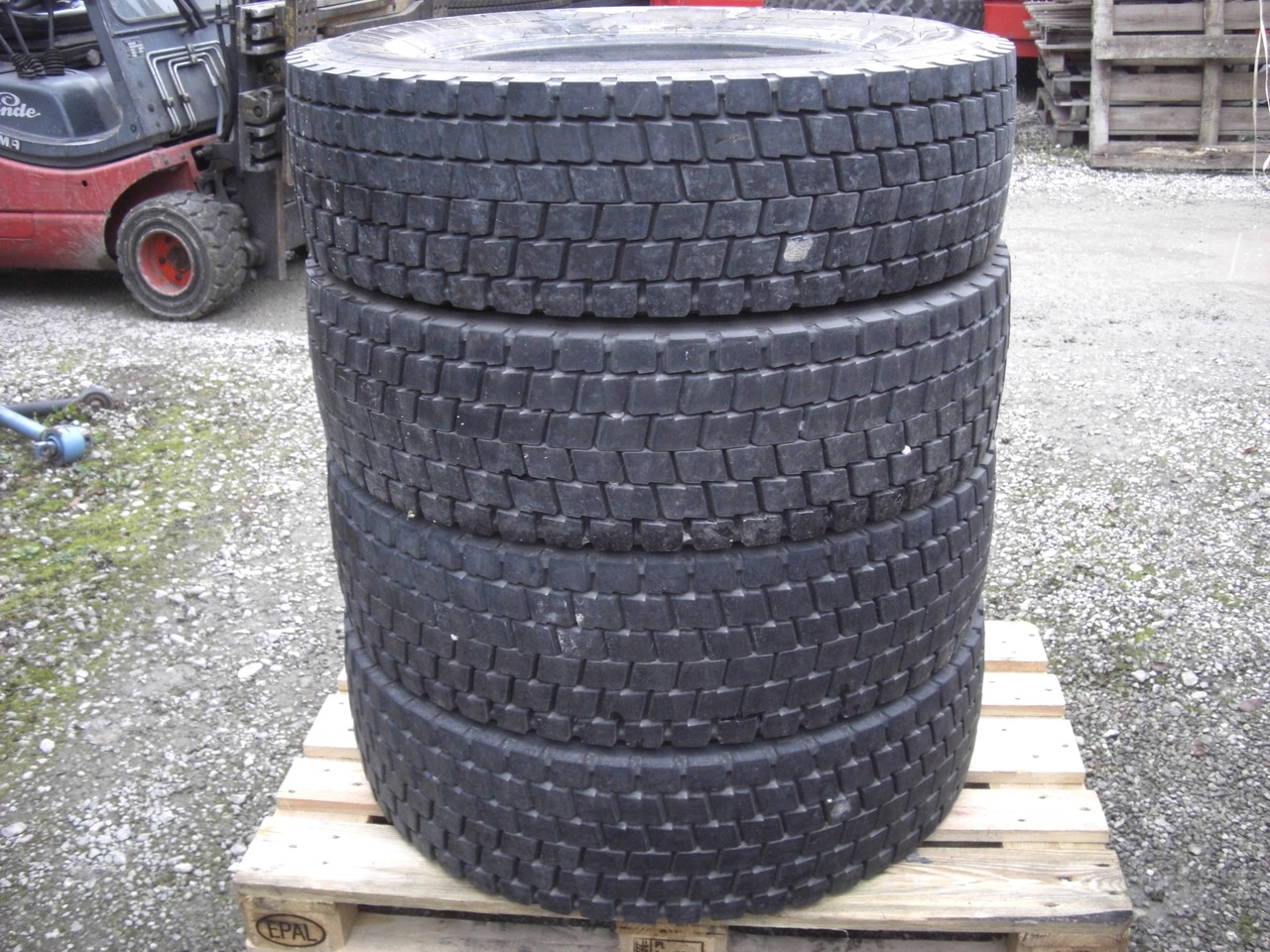 Tire for Truck CONTINENTAL,  Michelin, Barum 315/70 R22,5 315/80R22,5 275/70R22,5: picture 2