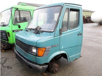 Mercedes-Benz  - Cab and interior