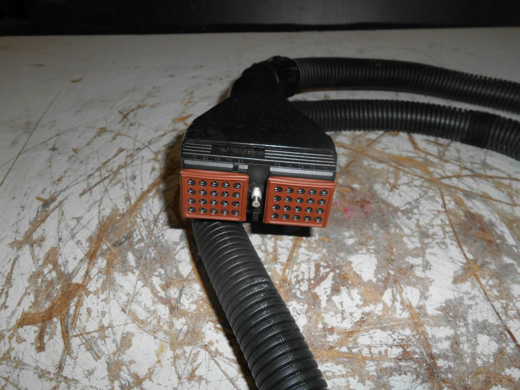 New Cables/ Wire harness for Construction machinery Case 8916899 -: picture 8