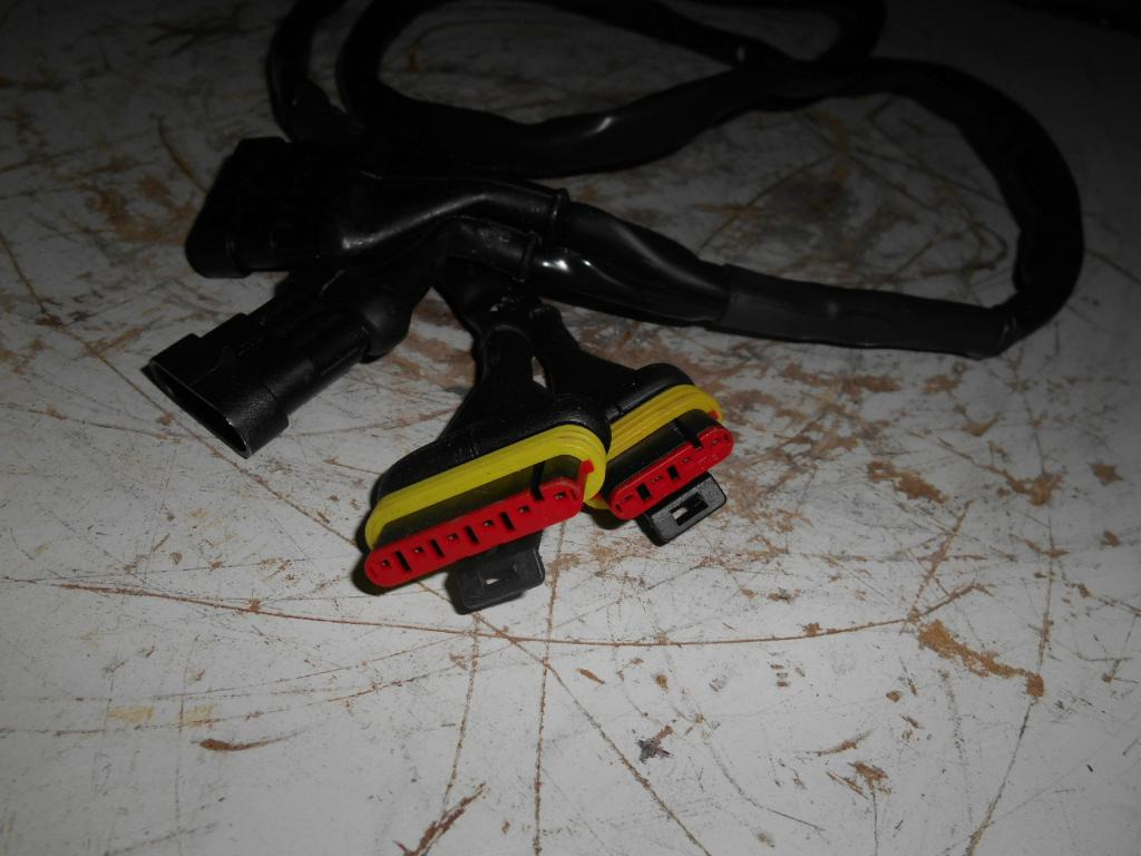 New Cables/ Wire harness for Construction machinery Case 8916899 -: picture 2