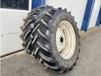 Wheels and tires for Farm tractor Good Year 16.9R34 Banden: picture 1