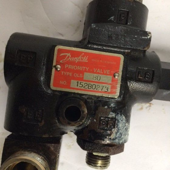 Hydraulic valve for Material handling equipment Hydraulic valve from Danfoss: picture 3