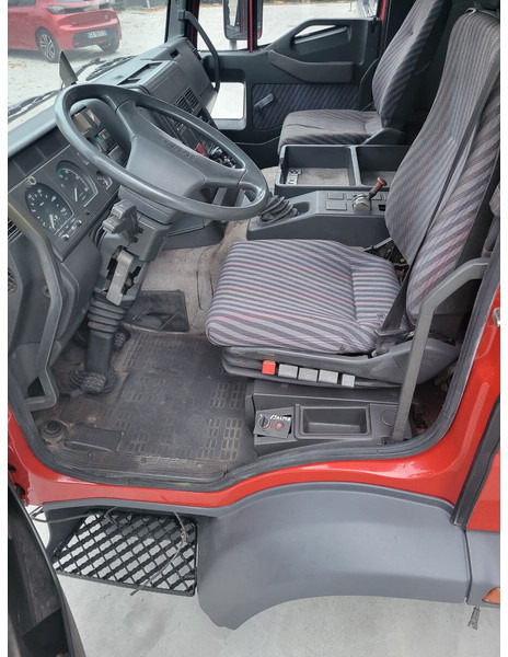 Cab and interior for Truck Iveco Sleeper - Letto: picture 7