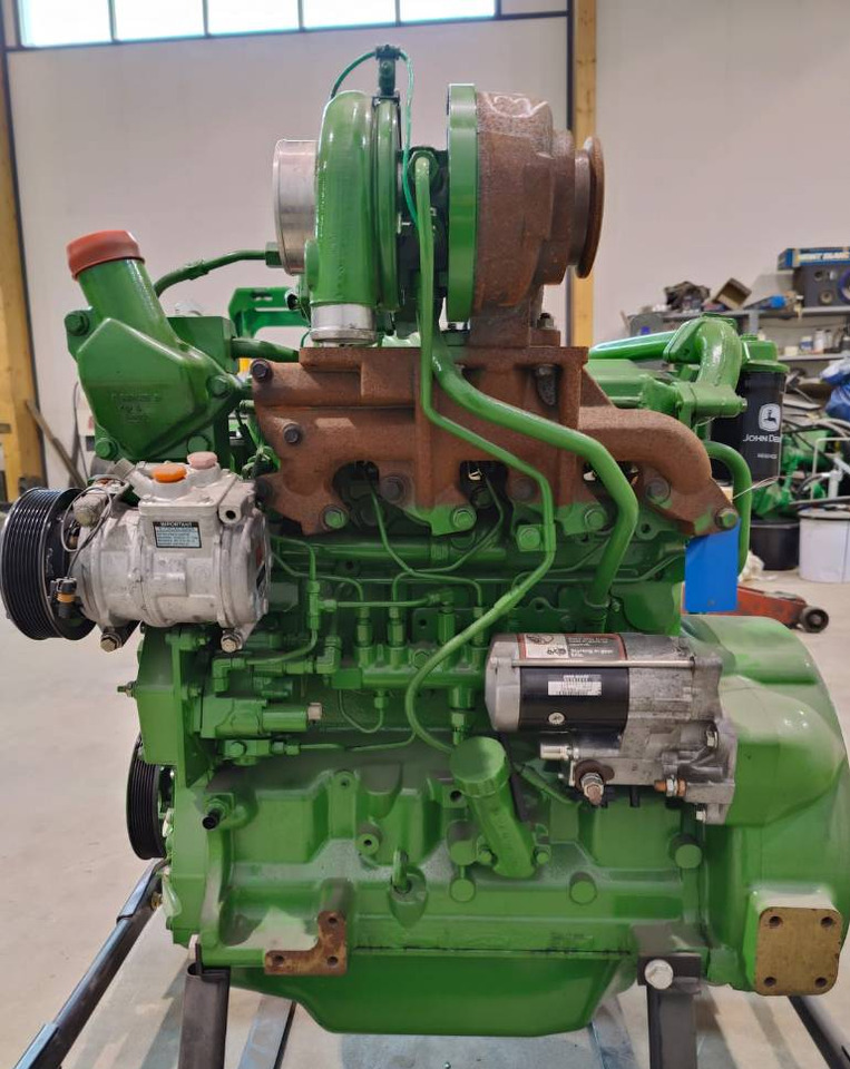 Engine for Forestry equipment John Deere 810 E: picture 2