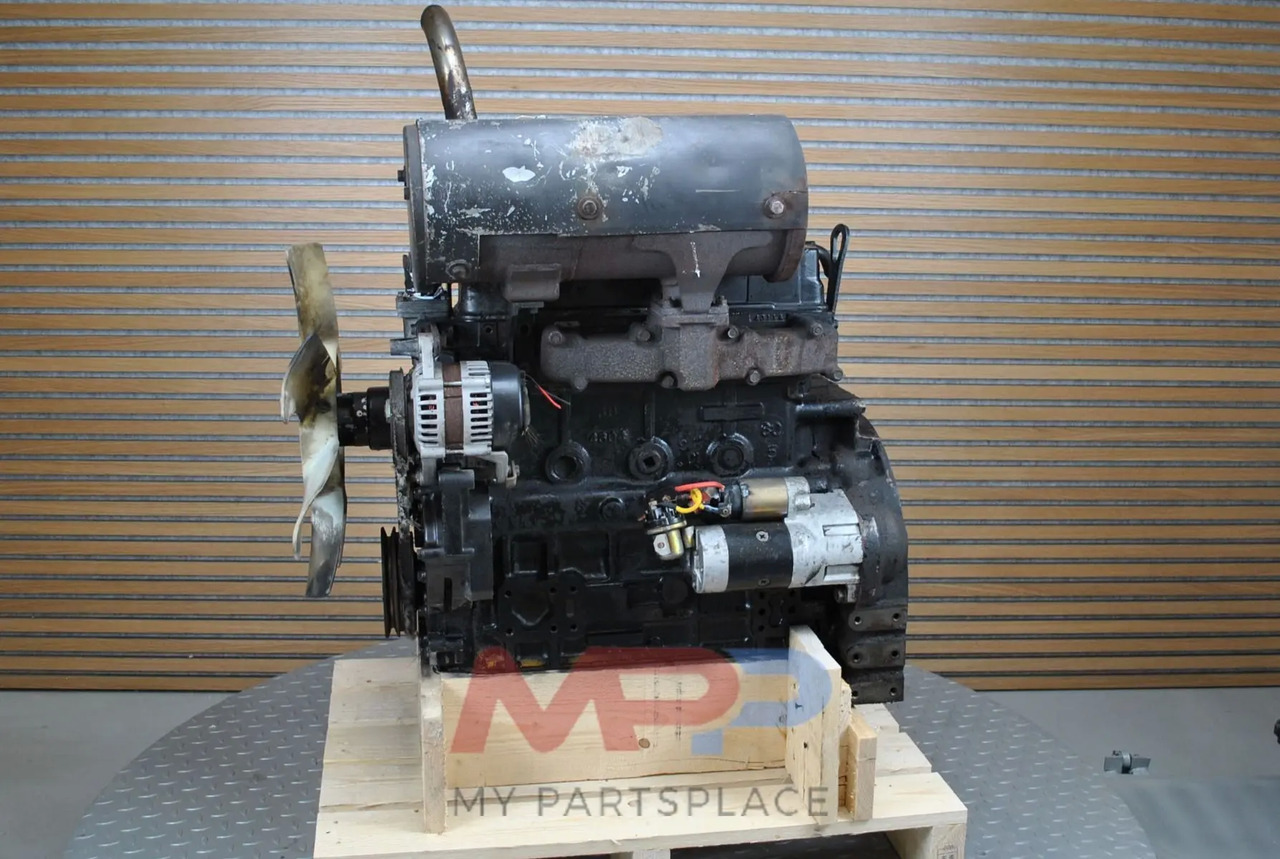 Engine for Truck Komatsu 4D94L: picture 3