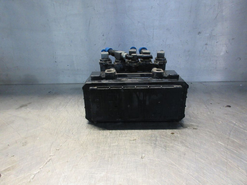 Brake parts for Truck MAN 81.52106-6050 EBS TGX TGS TGM VENTIEL EURO 6: picture 3