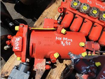 Hydraulics for Excavator O&K MH Plus: picture 4
