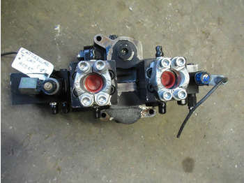 Hydraulic valve TEREX