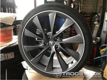 Wheels and tires for Truck Tesla TurboTwin (Model s): picture 1
