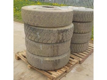  295/80R22.5 Tyre & Rim to suit Hitachi Wheeled Excavator (8 of) - 30931 - Wheels and tires