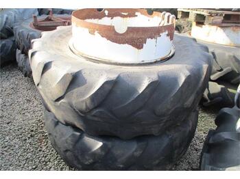 Firestone 420/85R30 4 låse  - Wheels and tires