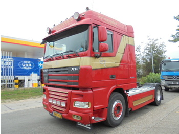 Tractor unit DAF XF105-410 ADR: picture 1